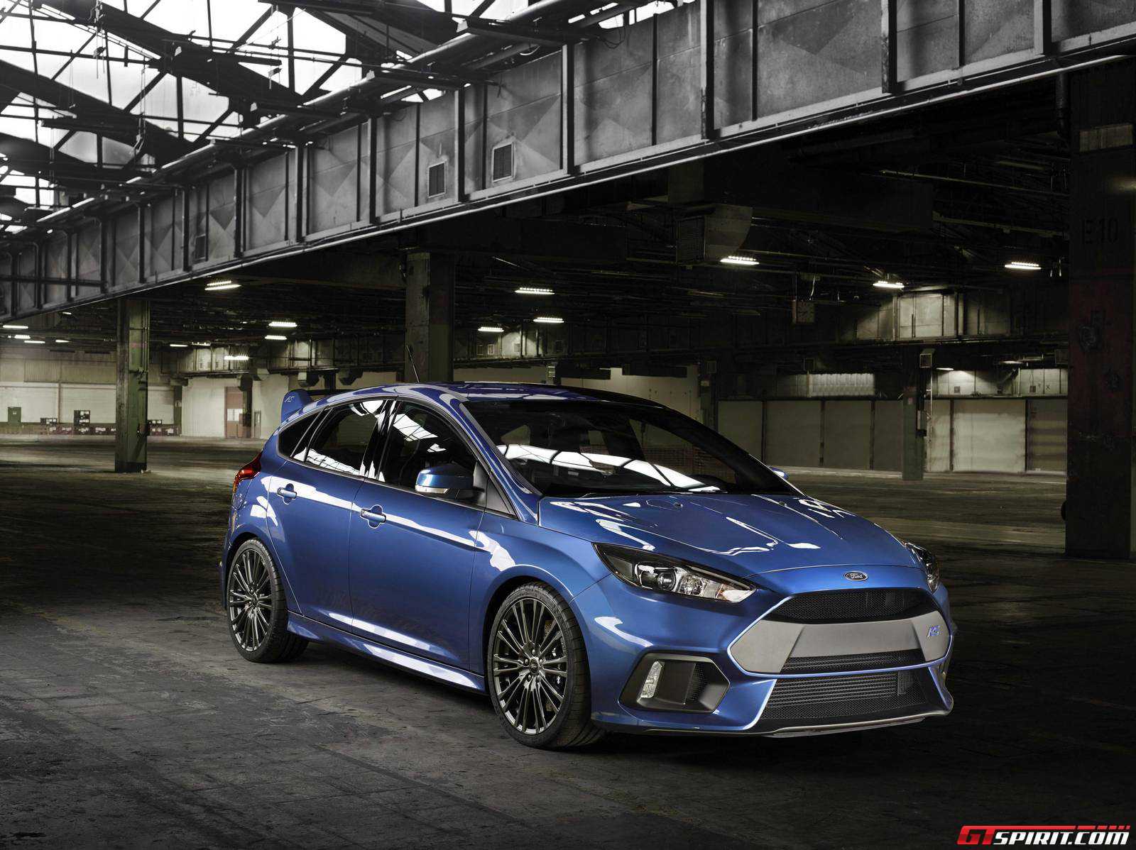 2016-ford-focus-rs-images-4.jpg