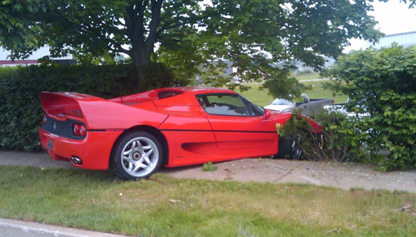 Ferrari%20F50%20FBI%20Car%20Crash%20Lawsuit%2001.jpg