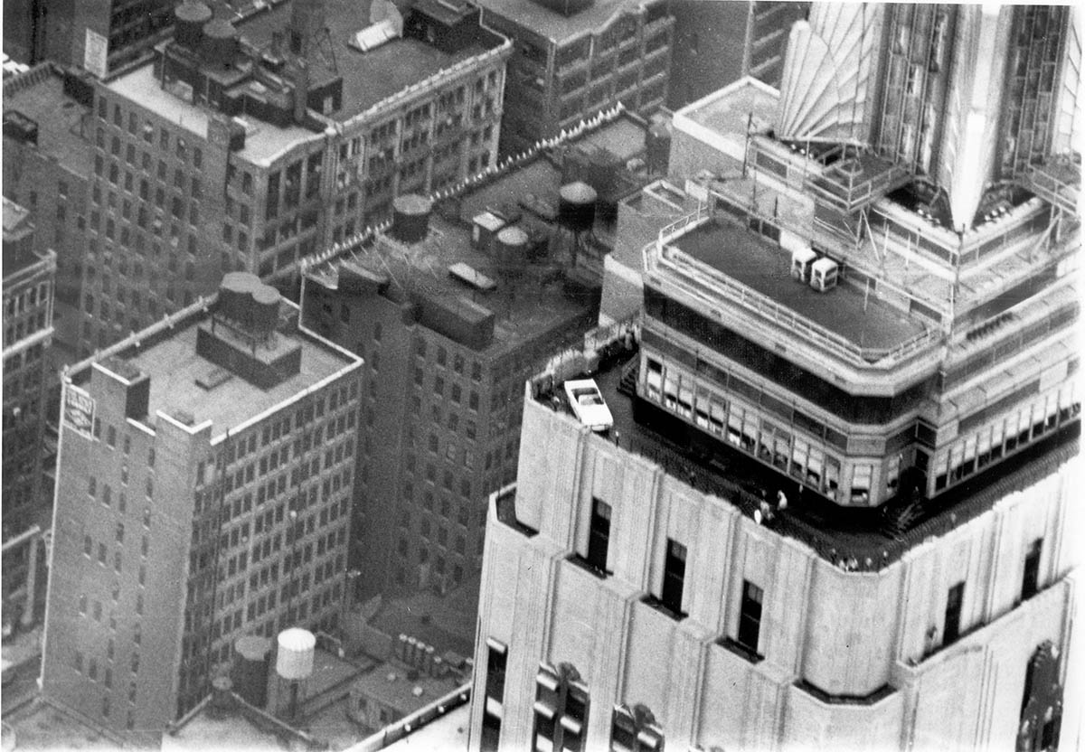 Mustang del 1965 en el Empire State Building (fuente: www.gtspirit.com)