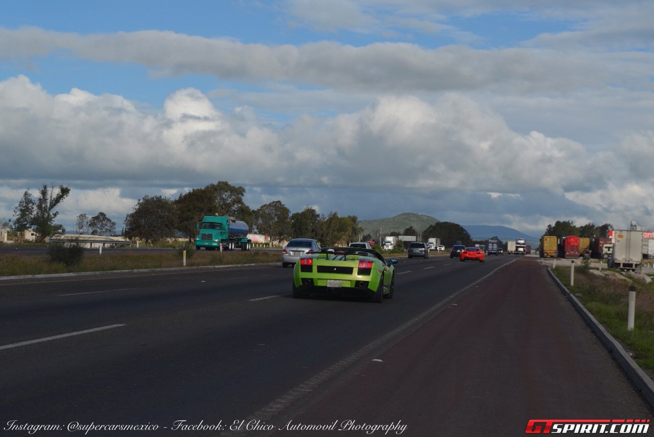Фото | Родстер Lamborghini Gallardo Spyder на трассе в Мексике