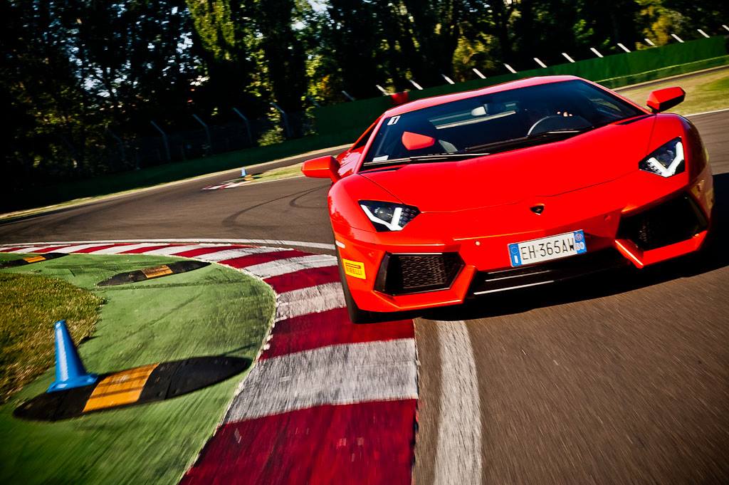 Курсы экстремального вождения на Lamborghini Aventador