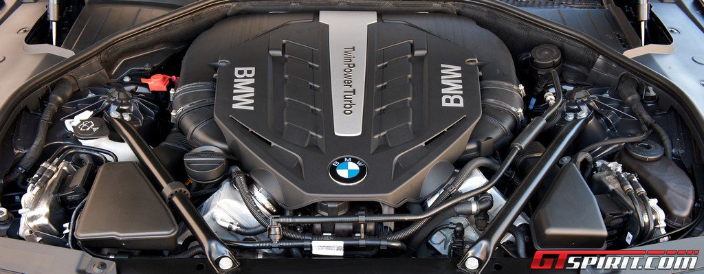 2013 BMW 7-Series Long Wheelbase Facelift Photo 35