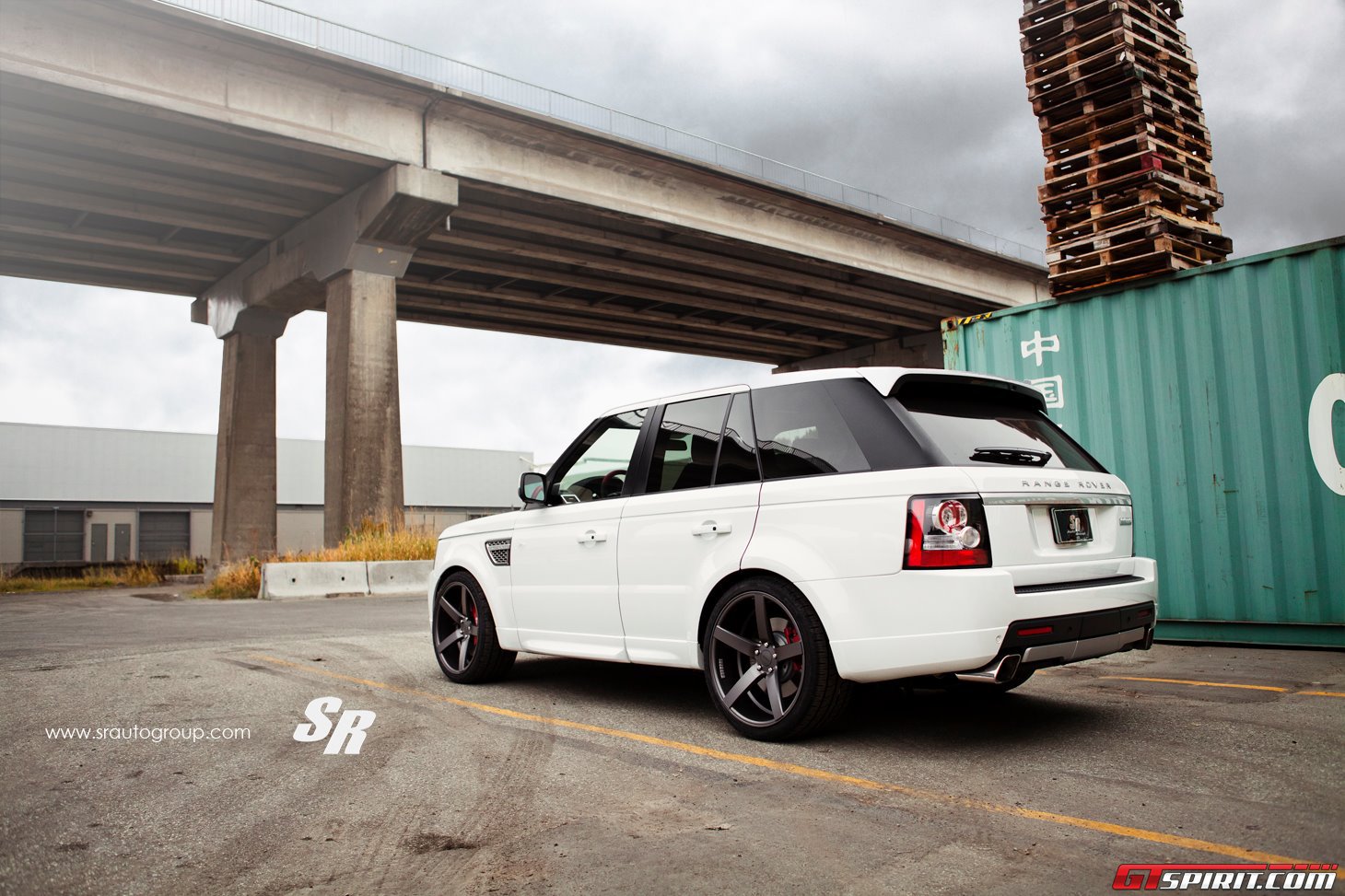 Range Rover Autobiography by SR Auto Group Photo 5