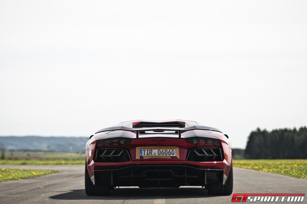 Road Test Lamborghini Aventador 02 Photo 6