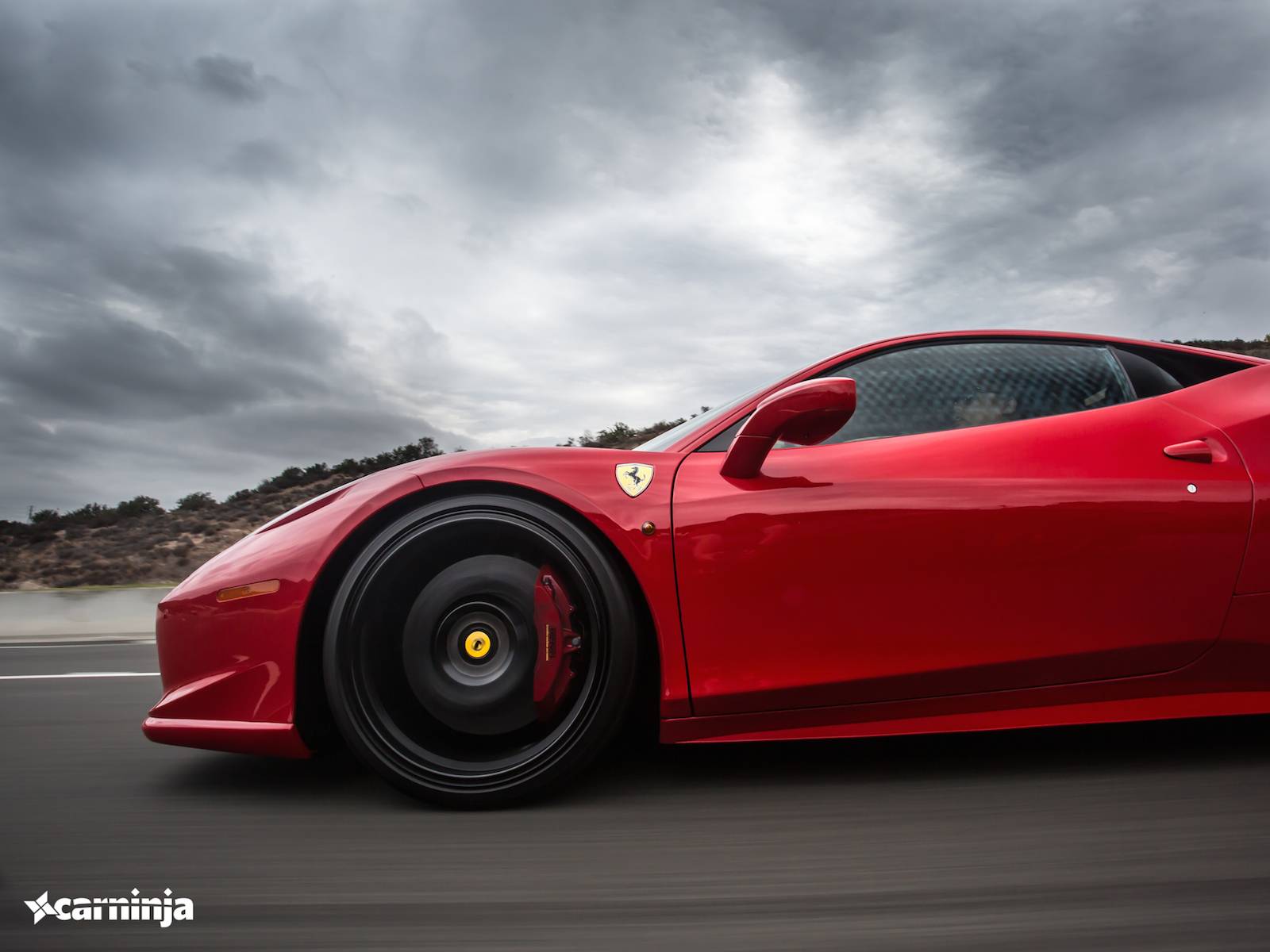 Фото Ferrari 458