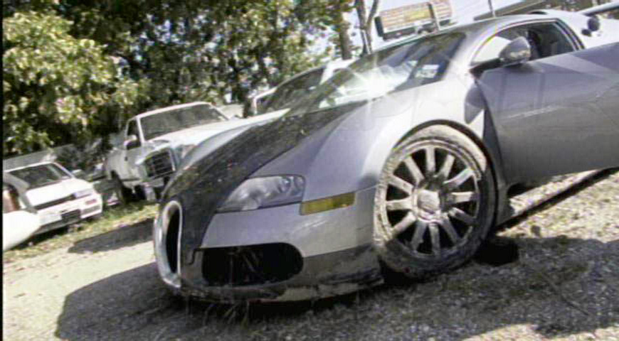 bugatti veyron ss crash. Bugatti Veyron Lake Crash