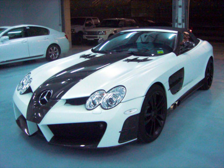 The Mansory SLR Roadster is based on their Renovatio SLR that was present at