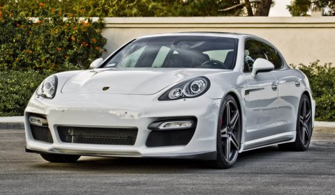 Following the release of the first pictures of the Porsche Panamera kit from