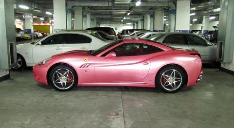 Pink Ferrari California For those who can't remember Paris Hilton's pink