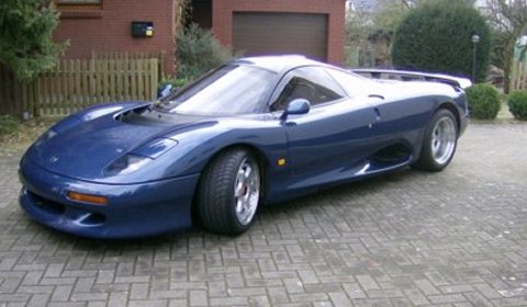 It is called the Jaguar XJR15 and it is a limitedproduction supercar built