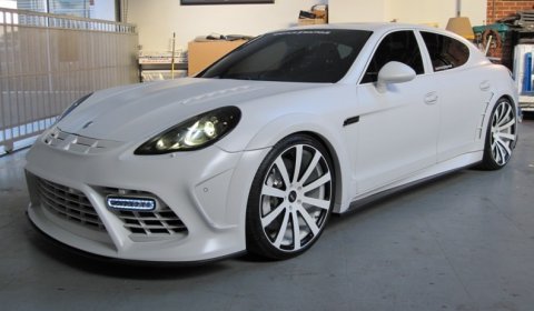 We have seen a white Mansory Porsche Panamera Turbo with black wheels before