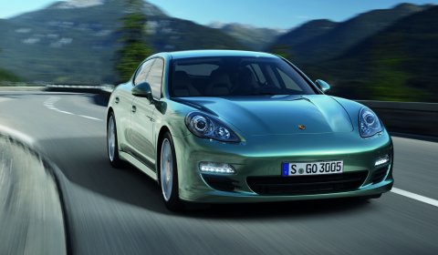 Porsche has officially released the Panamera Diesel
