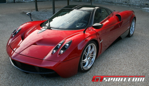 http://www.gtspirit.com/wp-content/uploads/2011/07/red_pagani_huayra_spotted_at_goodwood_2011.jpg