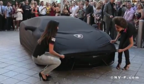 Video Matte Black Lamborghini