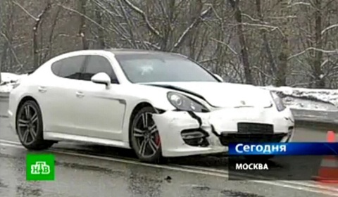 The car he was travelling in a white Porsche Panamera Turbo S 