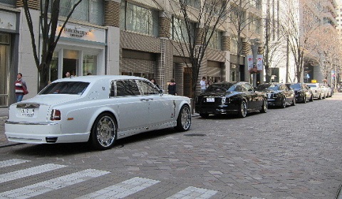 Awesome Gathering of Tuned RollsRoyce Phantom's in Japan