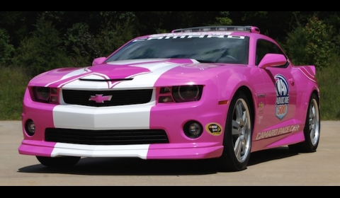 Camaro Pink on General Motors Has Revealed A Pink Chevrolet Camaro Pace Car At The