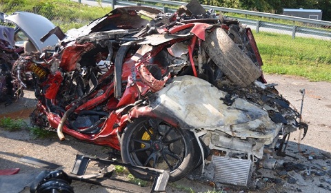 Porsche on Car Crash  Horrific 160mph Porsche Gt2 Rs Wreck