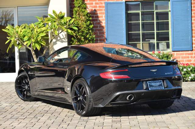 Aston Martin Vanquish Carbon Black Edition For Sale in Beverly Hills