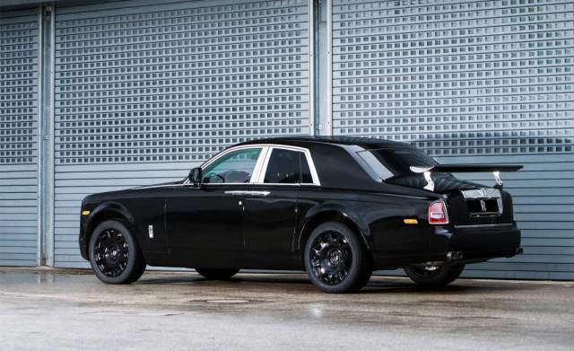 First Images of Upcoming Rolls-Royce 4x4 Released 