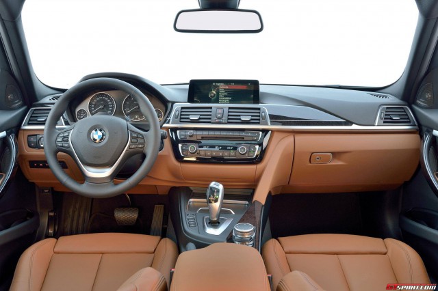 2016 BMW 3-Series Interior 