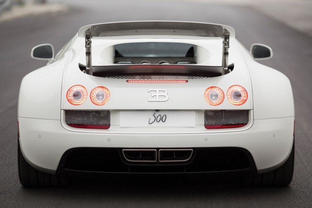 Bugatti Veyron Super Sport 300 auction 