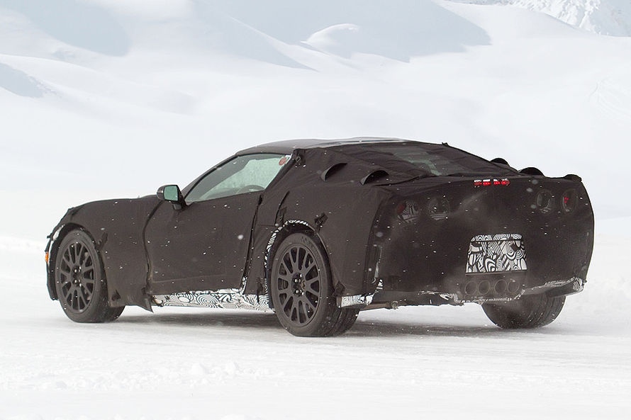 Spyshots 2014 Corvette C7 Caught in the Snow 