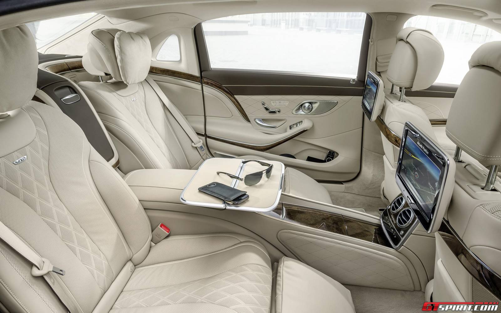 2015-mercedes-maybach-s600-11