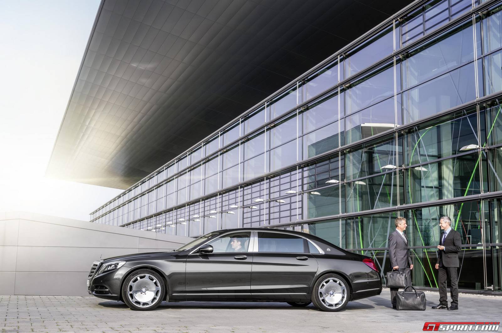 2015-mercedes-maybach-s600-8