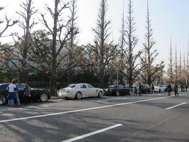 Awesome Gathering of Tuned Rolls-Royce Phantom's in Japan