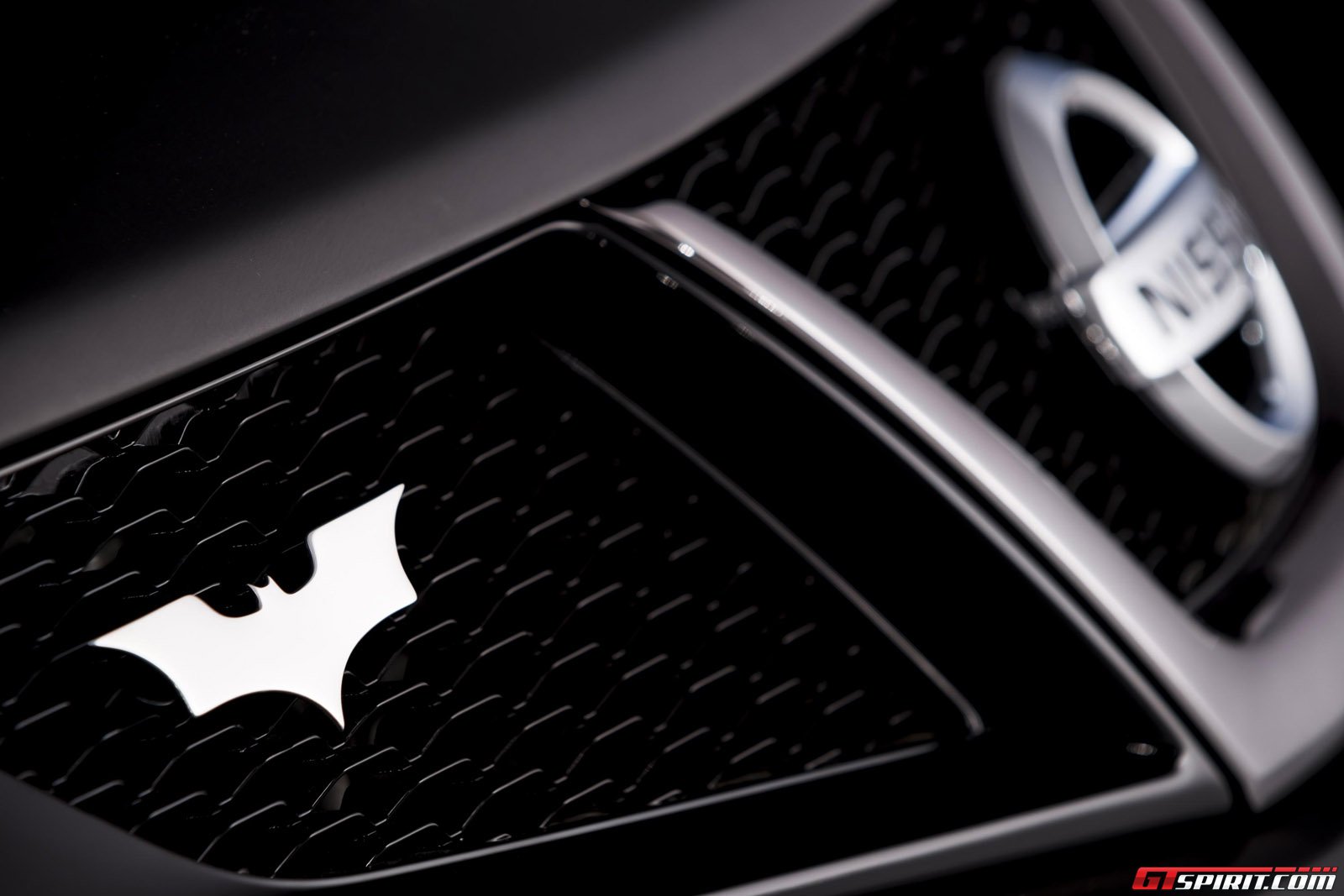 Batman Nissan Juke Photo 5