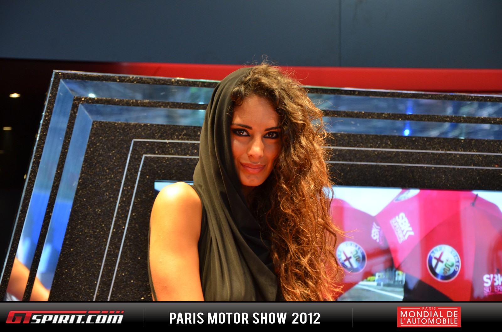 Girls at the Paris Motor Show 2012 Part 3 Photo 1