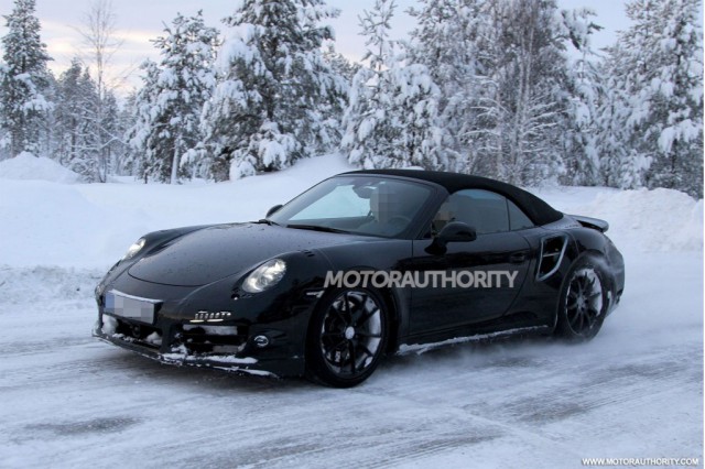Spyshots: 2014 Porsche 911 Turbo Captured Winter Testing